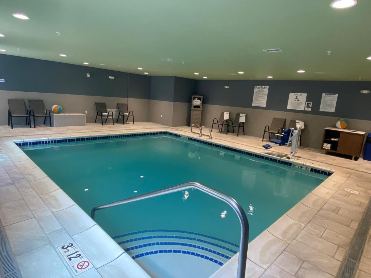 Holiday Inn Express & Suites - Camas By Ihg Luaran gambar